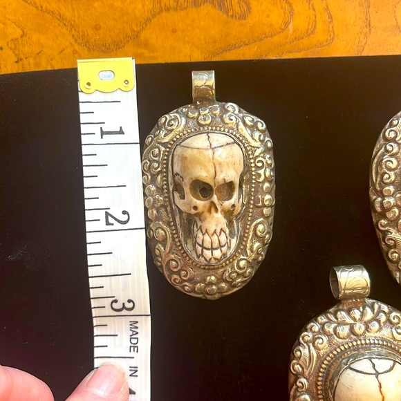 NWOT Tibet Skull Pendant - Picture 2 of 3